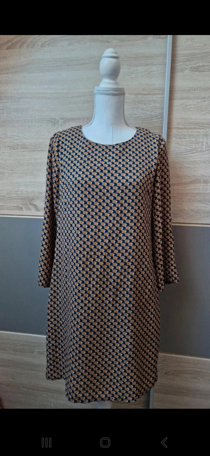 Robe.